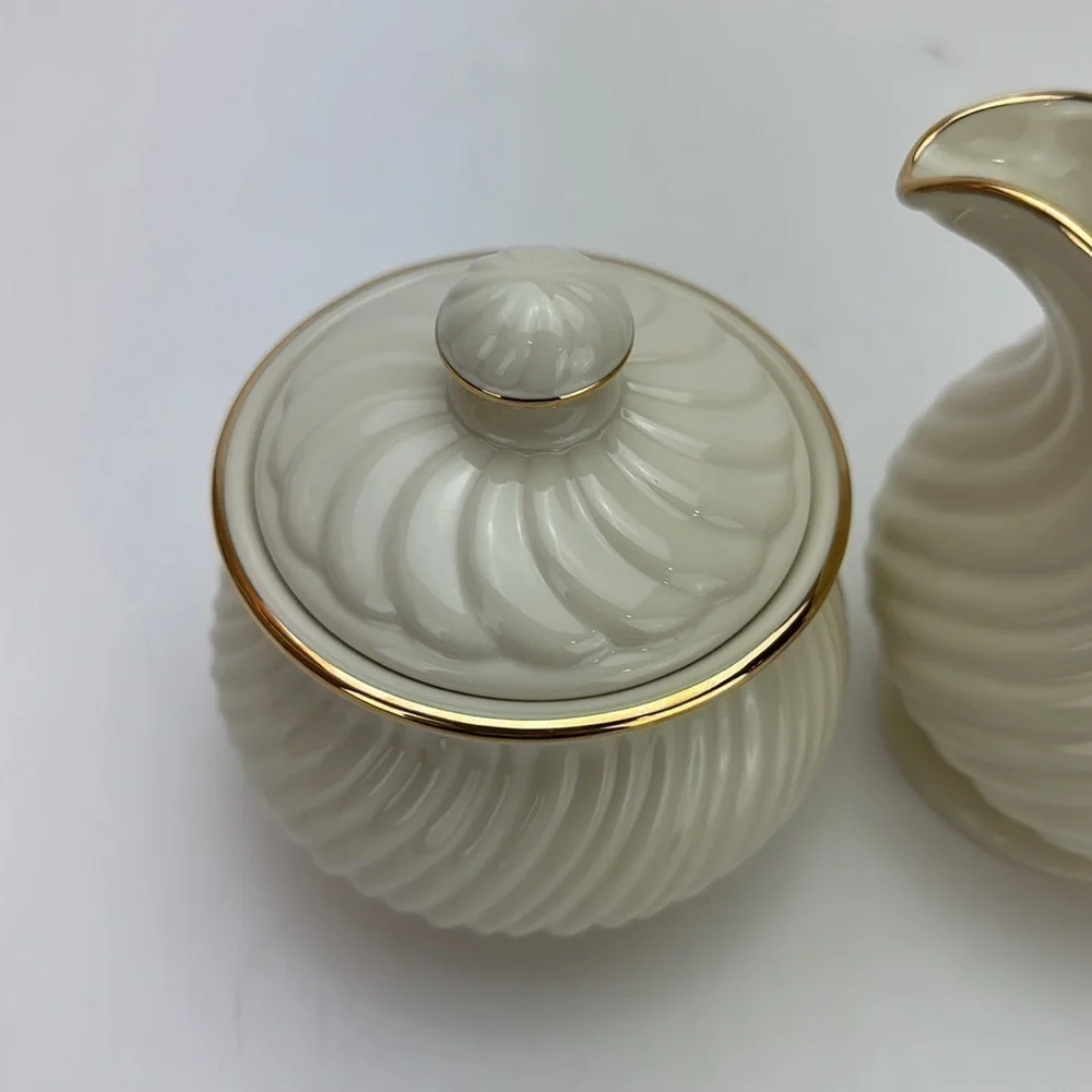 Lenox House Warming Collection Sugar Bowl With Lid‎ and Creamer Set Ivory…